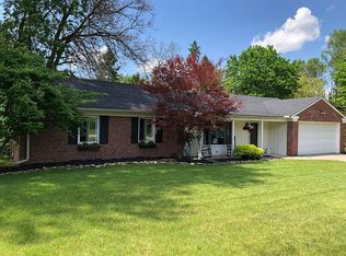 726 Sand Ridge Rd, Bowling Green, OH 43402