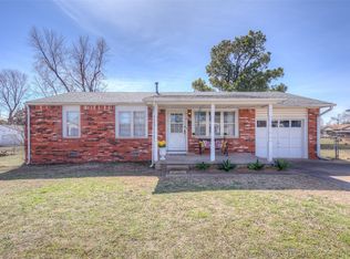 410 W 42nd St S, Sand Springs, OK 74063