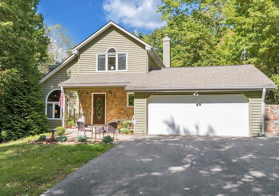 1st image of 1347 Woodhaven Estates Rd