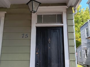 75 E 2nd St, Moorestown, NJ 08057