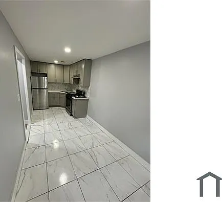 1410 Oakley St — Photo 12