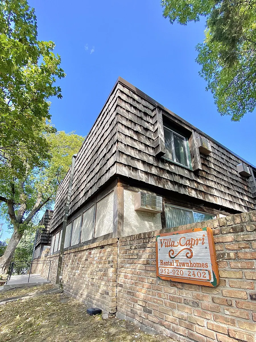 Building Photo - 3043 Inglewood Ave S