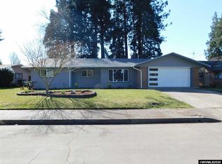 672 Shangri La Ave NE, Salem, OR 97303