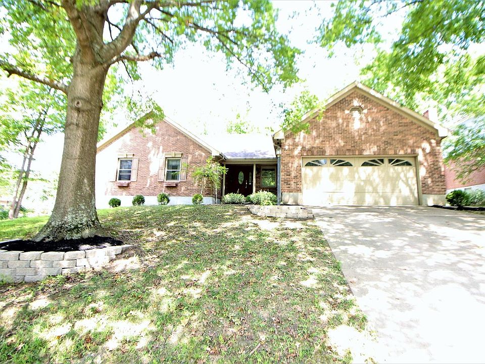 1st image of 922 Holz Ave