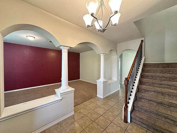 3rd image of 1200 Rocky Ridge Trl