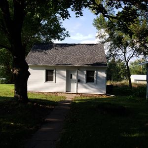 298 22nd Ave SW, Cedar Rapids, IA, 52404