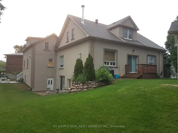 12 Iondale Pl, Toronto, ON M1K 3B2
