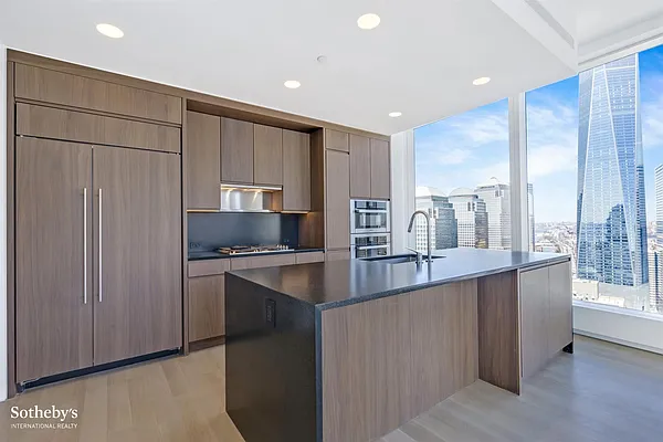 Rented by Sotheby's International Realty | media 45