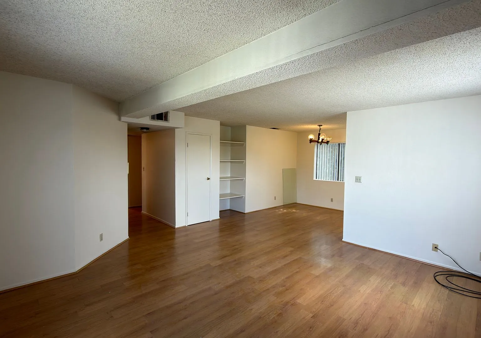 628Alex — Photo 2