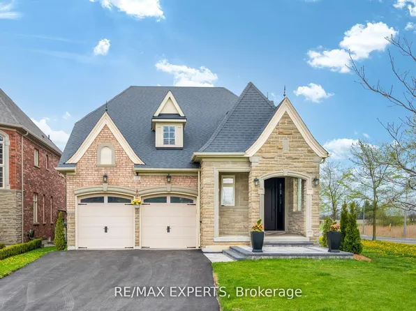 12 Valley Point Cres, King, ON L7B 0B7