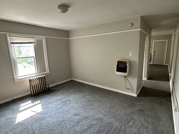 5th image of 1422 Central Ave #4