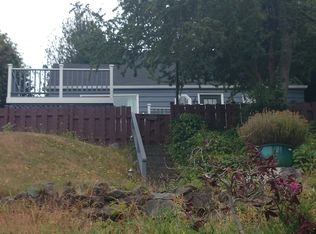 3227 48th Ave SW, Seattle, WA 98116