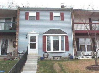 10 Colonial Way, Aston, PA 19014