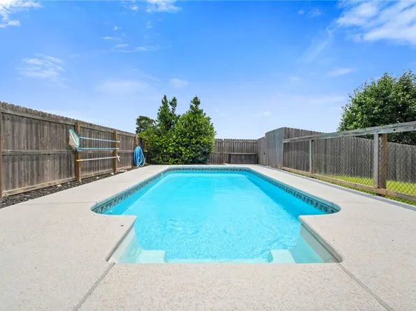 1507 Parkside Cir, Cave Springs, AR 72718