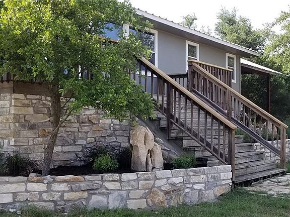 2nd image of 494 Stonegate Dr
