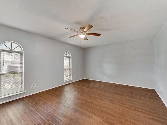 4th image of 1424 Harvest Glen Dr