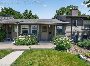 2655 Whitewood St, Ann Arbor, MI 48104