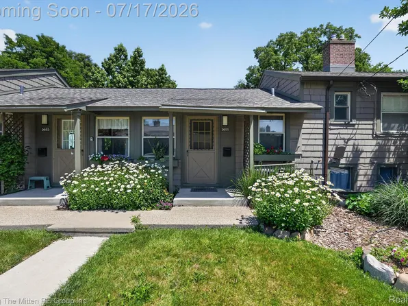2655 Whitewood St, Ann Arbor, MI 48104