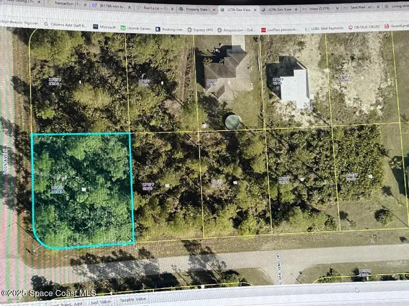 1131 Crestwood St E, Lehigh Acres, FL 33974