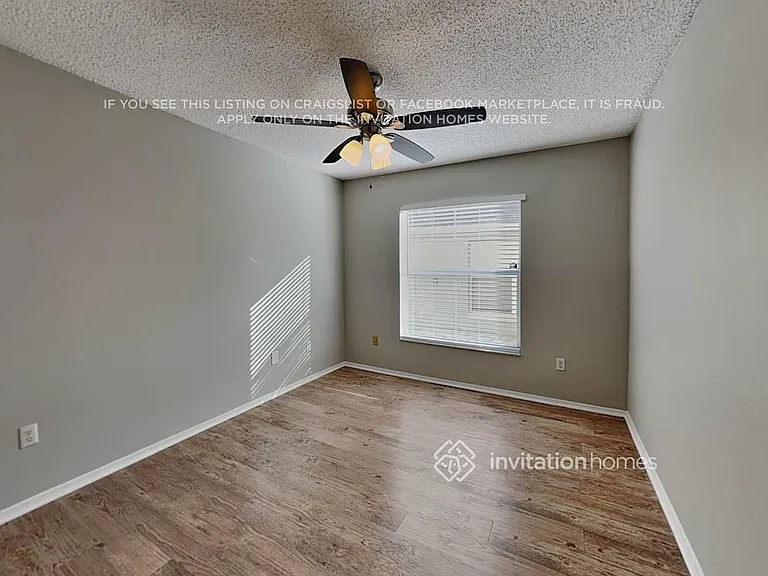 1006 Henson Ct — Photo 12