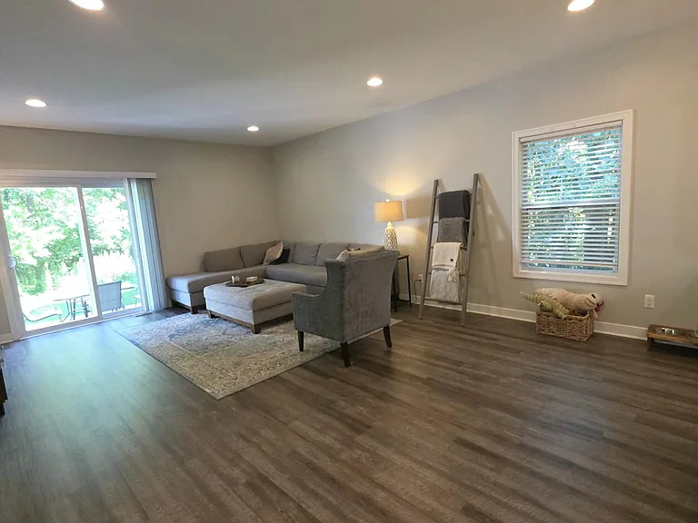 418 W Ellen St — Photo 22