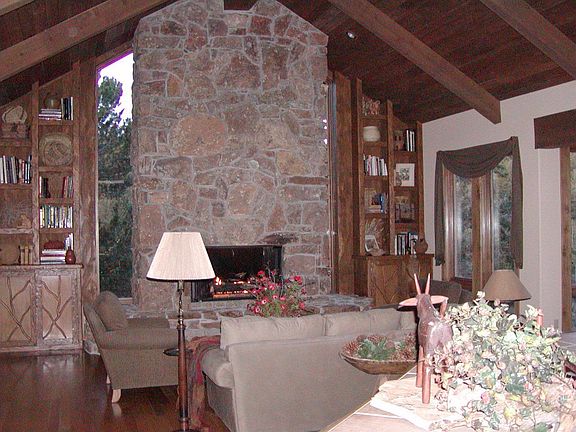 Family Rm W/Rock Moss Fireplace