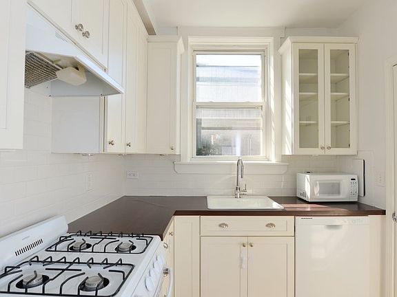 5th image of 2538 N Kedzie Blvd APT 105