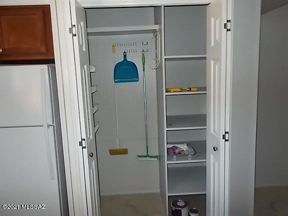 5th image of 263 S Paseo Madera Unit B