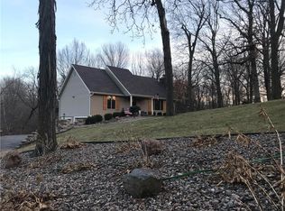 15365 Chinnereth Est, Savannah, MO 64485