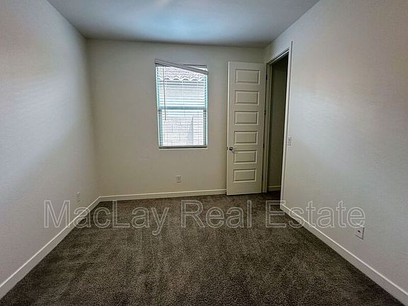 5th image of 9239 W Montecito Ave