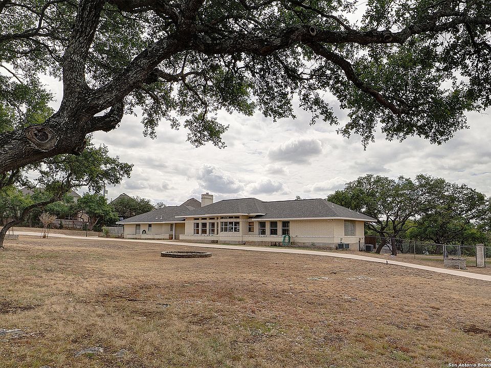 1st image of 1006 MISTY WATER LN