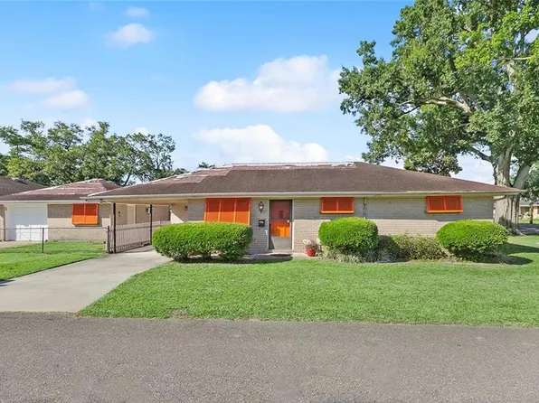 8028 Olga St, Metairie, LA 70003