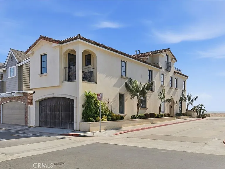 3715 Seashore Dr — Photo 36