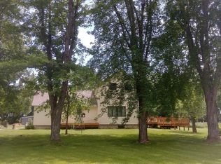 7741 Dickinson Rd, Greenleaf, WI 54126