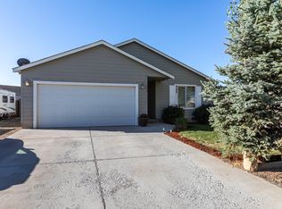 546 A St, Culver, OR 97734