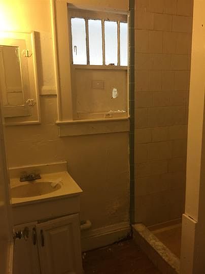 2nd image of 720 6th St NW #3