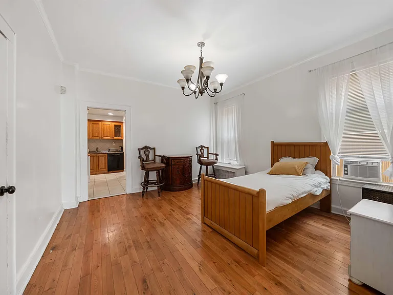 23 E 51st St #1 — Photo 7