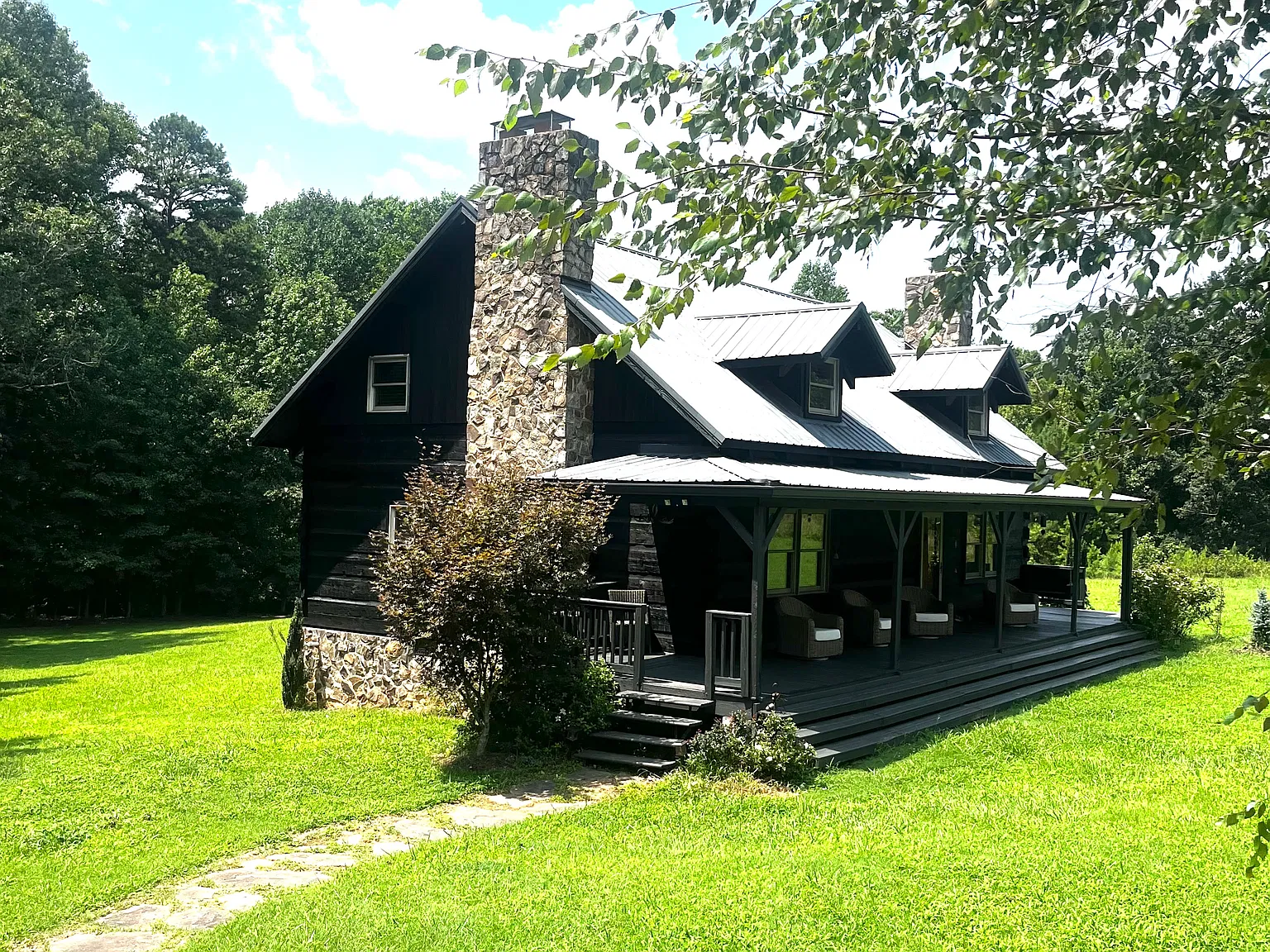 2 bed, 1762 sqft, $2,000 — Photo 2