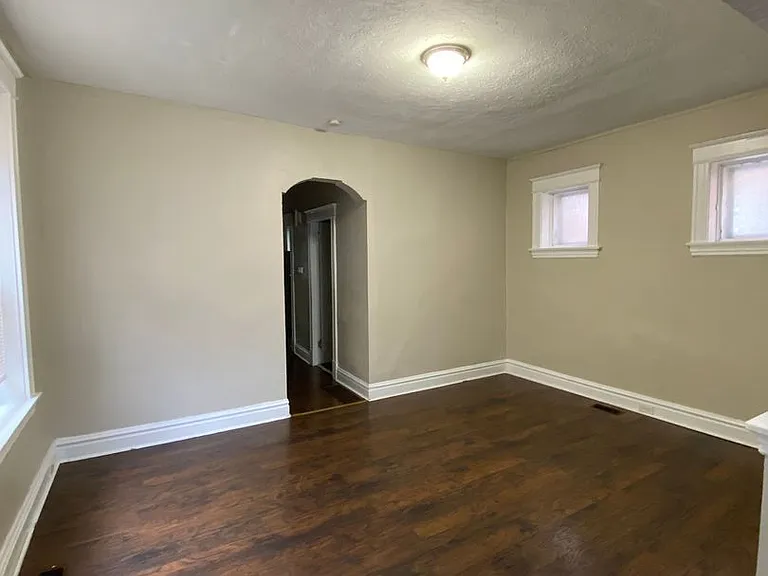 3717 Bamberger Ave — Photo 9