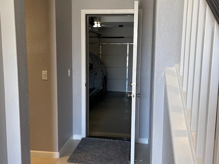 22799 Filbert St — Photo 38
