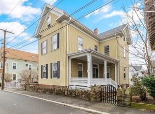 14 Boardman St, Salem, MA 01970