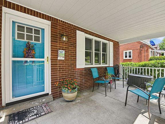 2nd image of 1224 Raven Dr