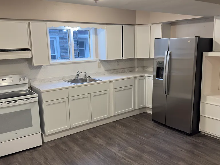 54 Cameron St #1 — Photo 2