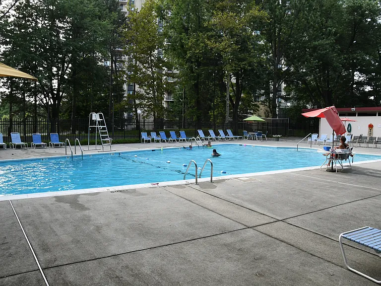 10300 Westlake Dr #301 — Photo 12