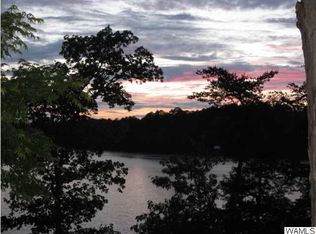 15224 W Winds Rd, Northport, AL 35475