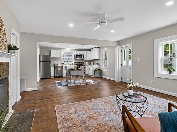 5th image of 1433 Harding Ave