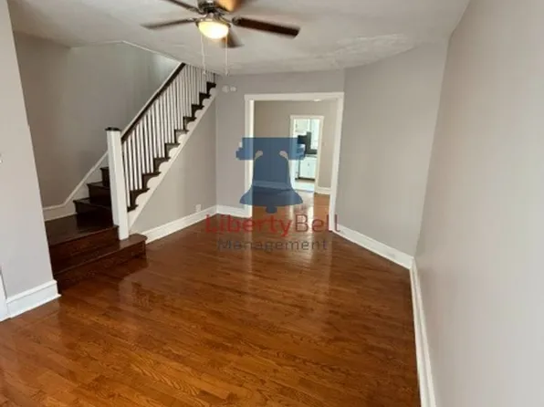 920 1/2 Anchor St, Philadelphia, PA 19124