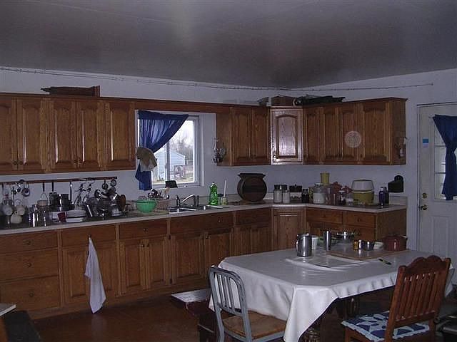 2nd image of 1135 Lansing Rd