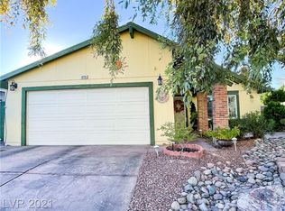 4723 Woodridge Rd, Las Vegas, NV 89121