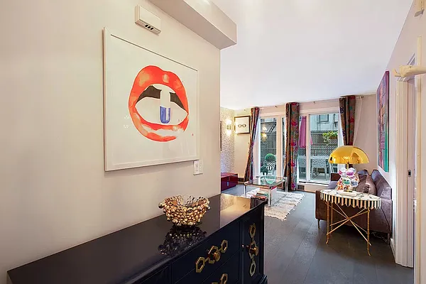 Rented by Riza Realty Corp | media 7